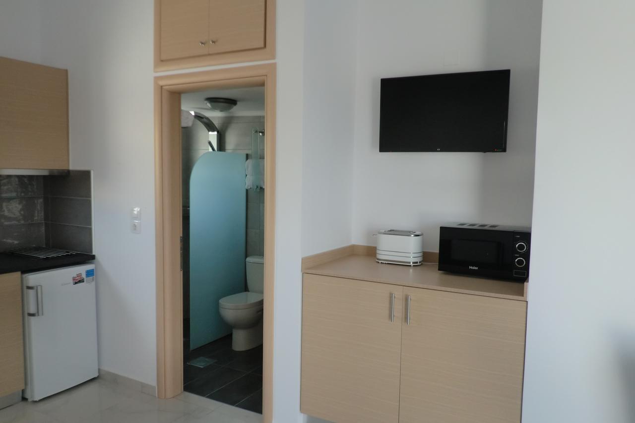 Poseidon Suites Hotel Stavrós Екстериор снимка